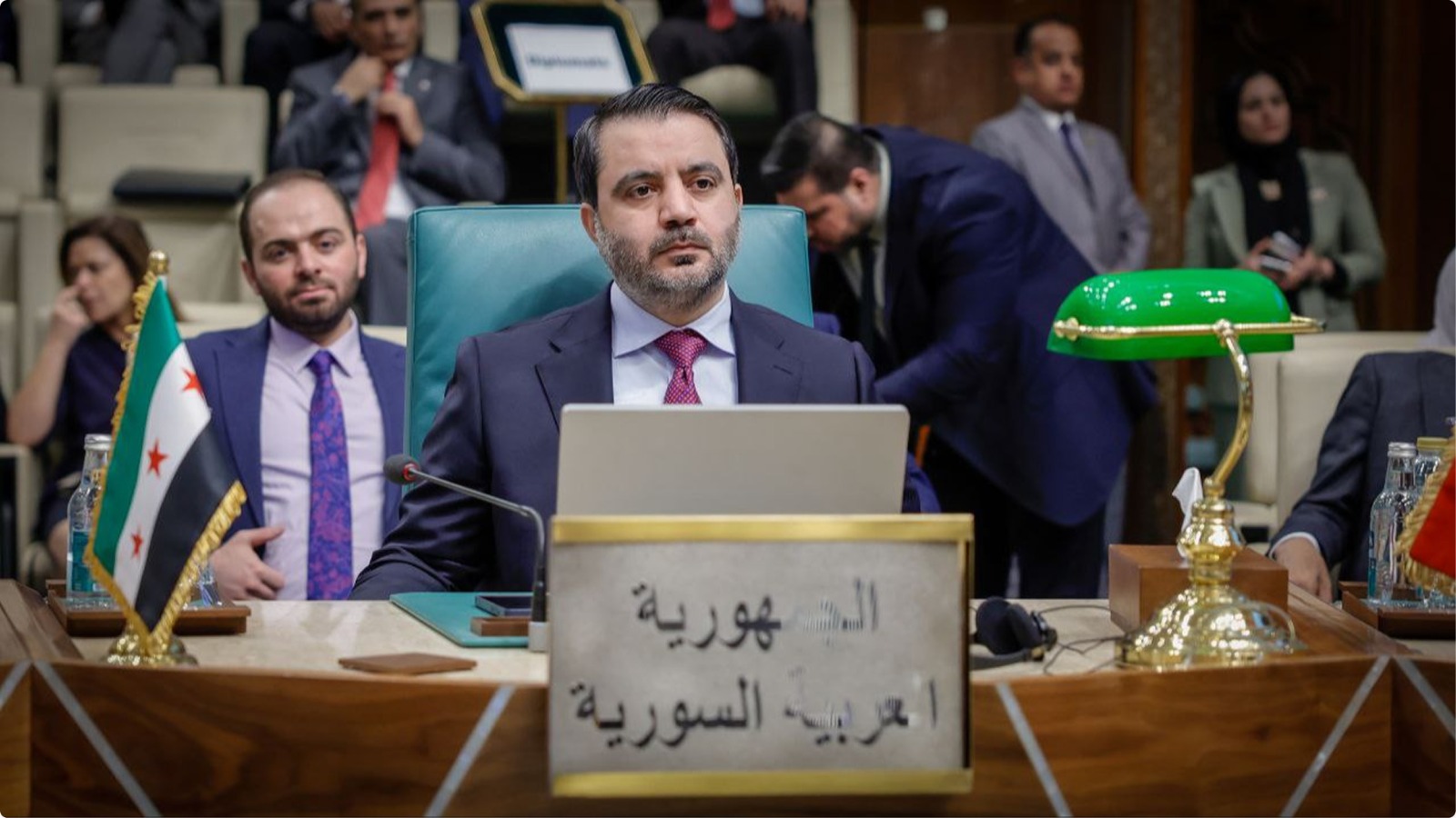 لقاء وزير الخاريجة السيد أسعد الشيباني المبعوث الأمريكي السيد توماس